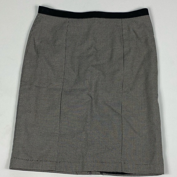 Focus 2000 Dresses & Skirts - Focus 2000 skirt size 10 (SK-4)